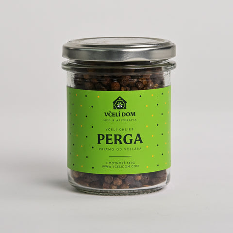 Perga – včelí chlieb v sklenenom pohári Včelí dom